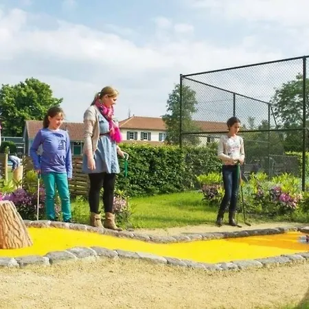 Chalet In Bosrijke Omgeving Op Chaletpark Kempenbos Naast Duc De Brabant Voor 2-3-4-5 Personen * Diessen