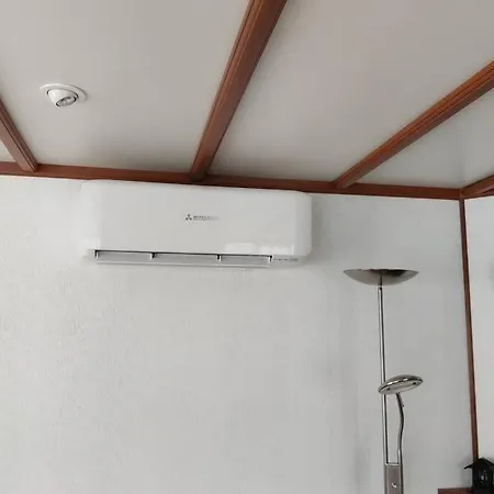 Chalet In Bosrijke Omgeving Op Chaletpark Kempenbos Naast Duc De Brabant Voor 2-3-4-5 Personen