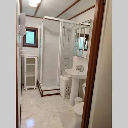 Horská chata Chalet In Bosrijke Omgeving Op Chaletpark Kempenbos Naast Duc De Brabant Voor 2-3-4-5 Personen *