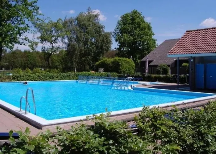 Chalet In Bosrijke Omgeving Op Chaletpark Kempenbos Naast Duc De Brabant Voor 2-3-4-5 Personen 木屋 *