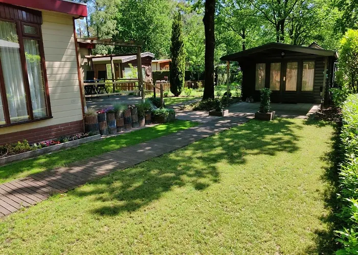 Chalet In Bosrijke Omgeving Op Chaletpark Kempenbos Naast Duc De Brabant Voor 2-3-4-5 Personen Chalet *