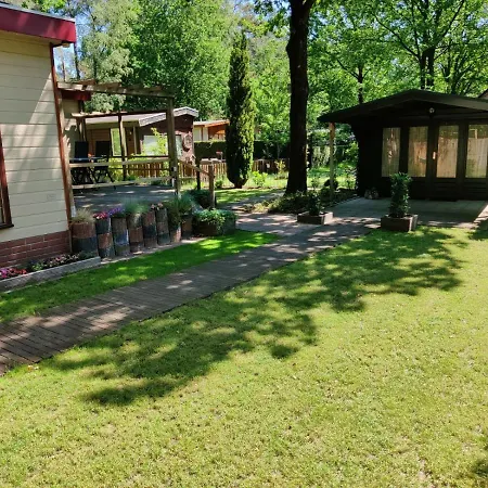 Chalet In Bosrijke Omgeving Op Chaletpark Kempenbos Naast Duc De Brabant Voor 2-3-4-5 Personen 샬레 *