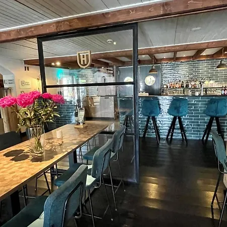 Chalet In Bosrijke Omgeving Op Chaletpark Kempenbos Naast Duc De Brabant Voor 2-3-4-5 Personen *