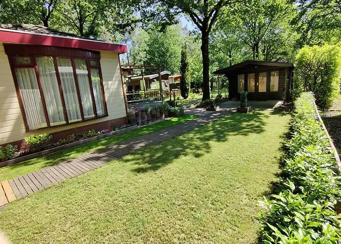 샬레 Chalet In Bosrijke Omgeving Op Chaletpark Kempenbos Naast Duc De Brabant Voor 2-3-4-5 Personen *