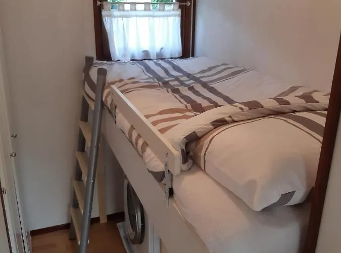 Chalet In Bosrijke Omgeving Op Chaletpark Kempenbos Naast Duc De Brabant Voor 2-3-4-5 Personen *