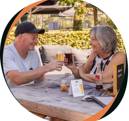 Chalet In Bosrijke Omgeving Op Chaletpark Kempenbos Naast Duc De Brabant Voor 2-3-4-5 Personen