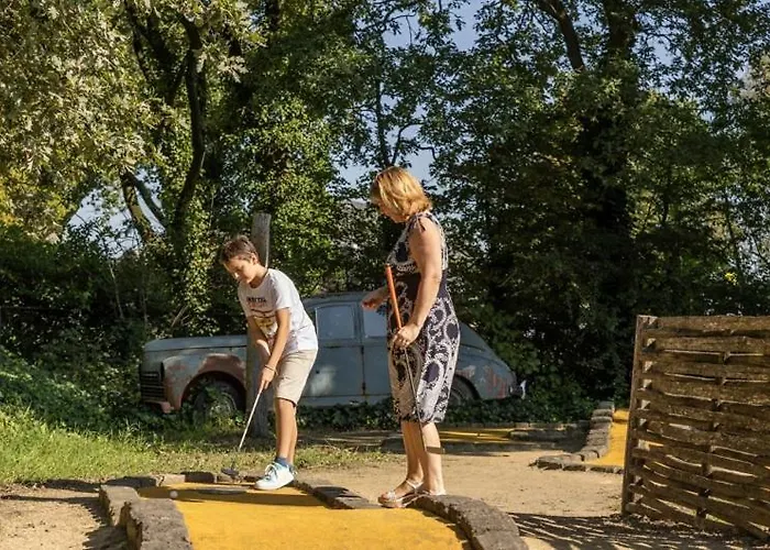 Chalet In Bosrijke Omgeving Op Chaletpark Kempenbos Naast Duc De Brabant Voor 2-3-4-5 Personen 샬레